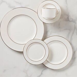 Kate Spade ♠️ 5-Piece Cypress Point Place Setting Dinnerware Collection by Lenox